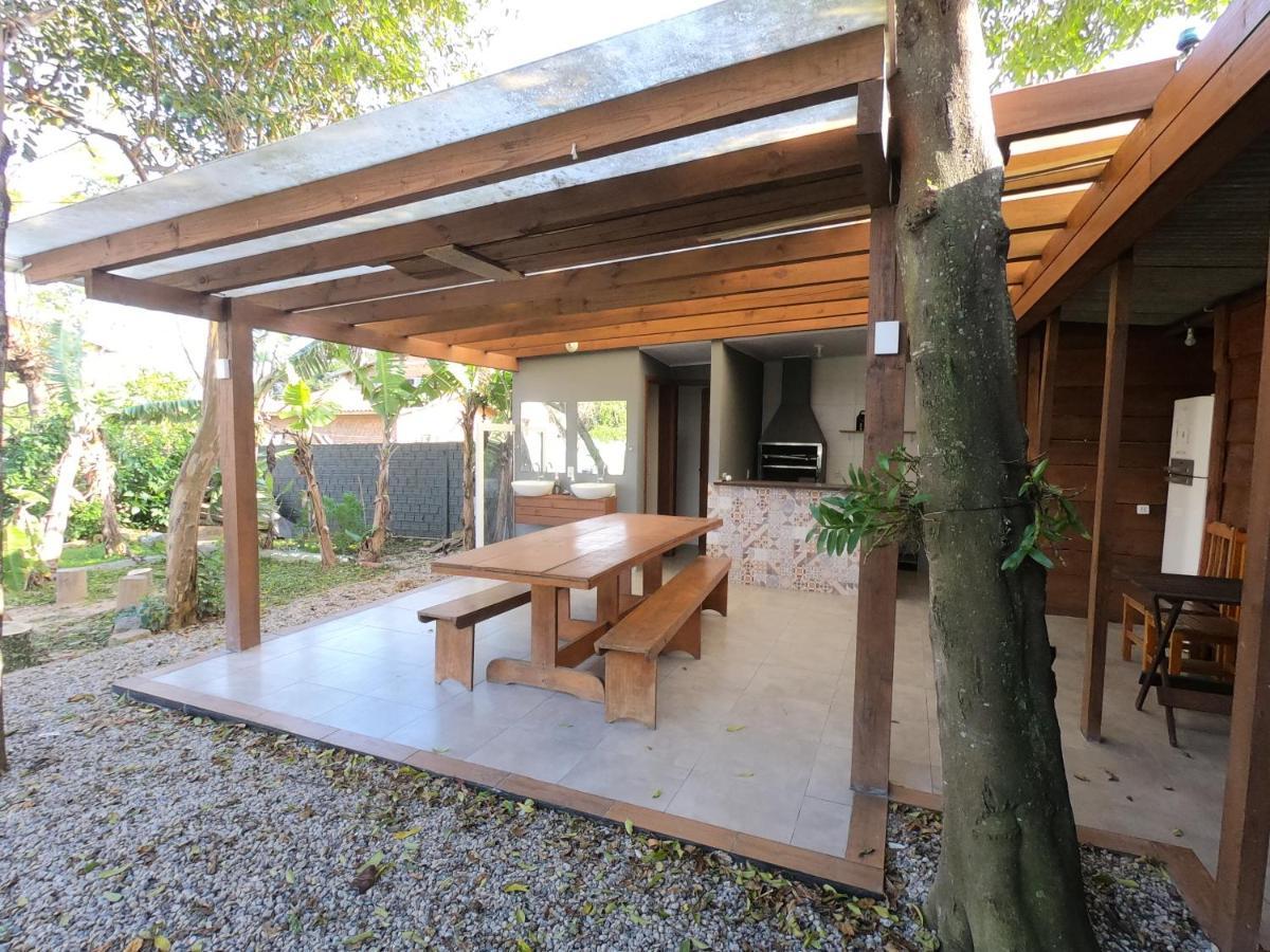 Rosa Surf Hostel&food